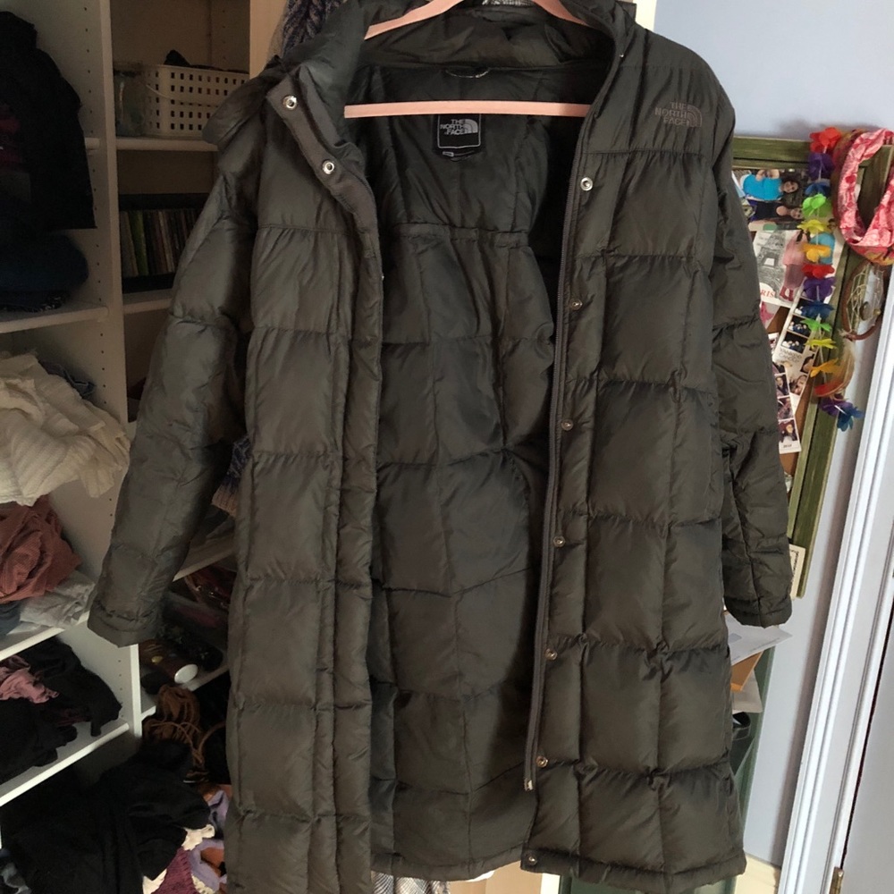 North Face Winter Jacket. EXCELLENT condition